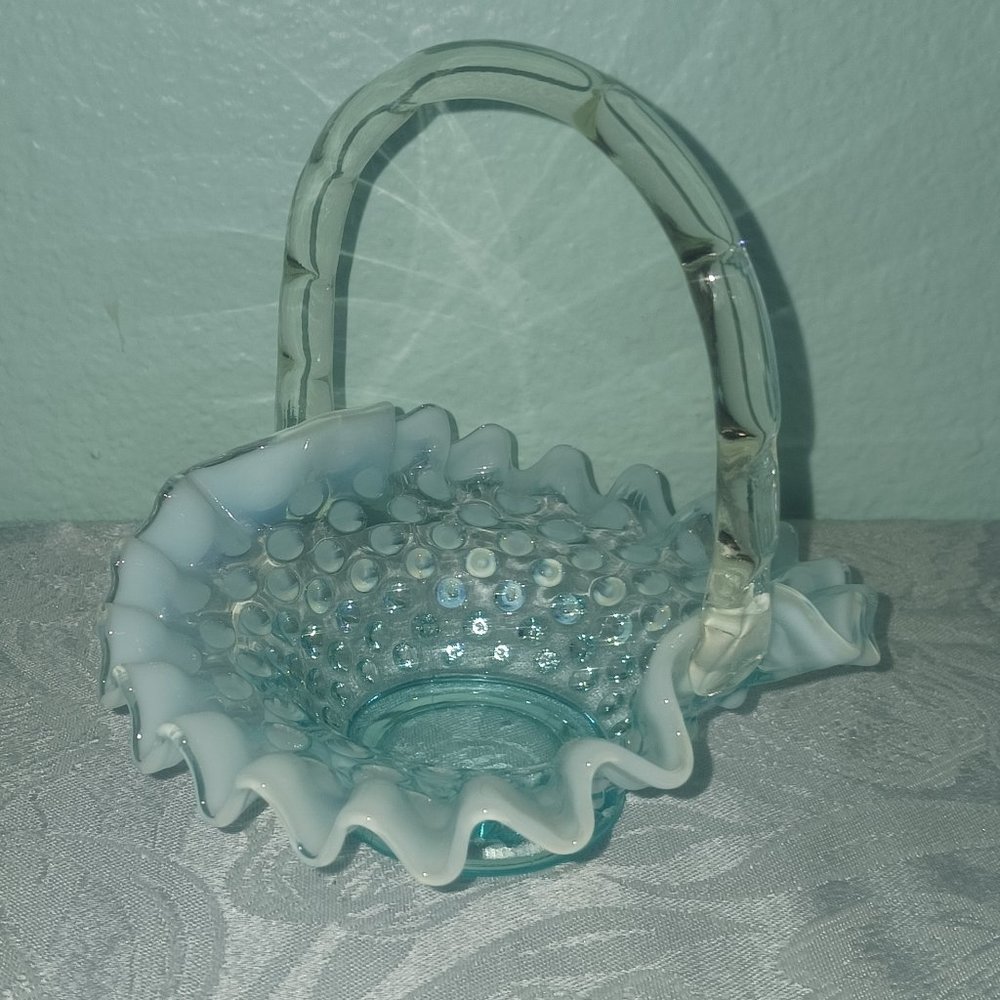 Vintage Fenton Hobnail Blue Opalescent Basket - Picture 3 of 6